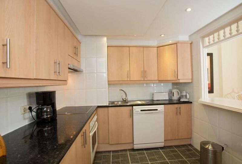 Apartment In Marbella Malaga 102959 Guadalmina ภายนอก รูปภาพ